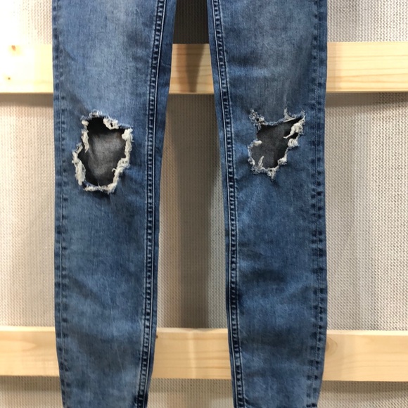 NWT Free People Busted High Rise Skinny Jeans, 27L - Picture 4 of 7